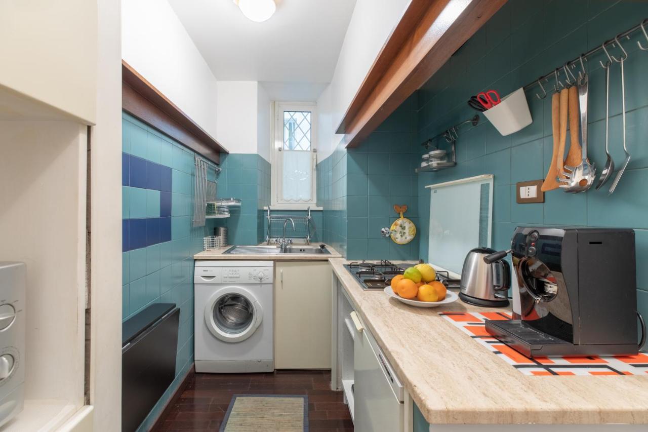 Iflat Colosseum Comfy House Rome Bagian luar foto