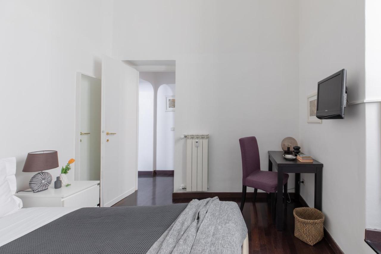 Iflat Colosseum Comfy House Rome Bagian luar foto