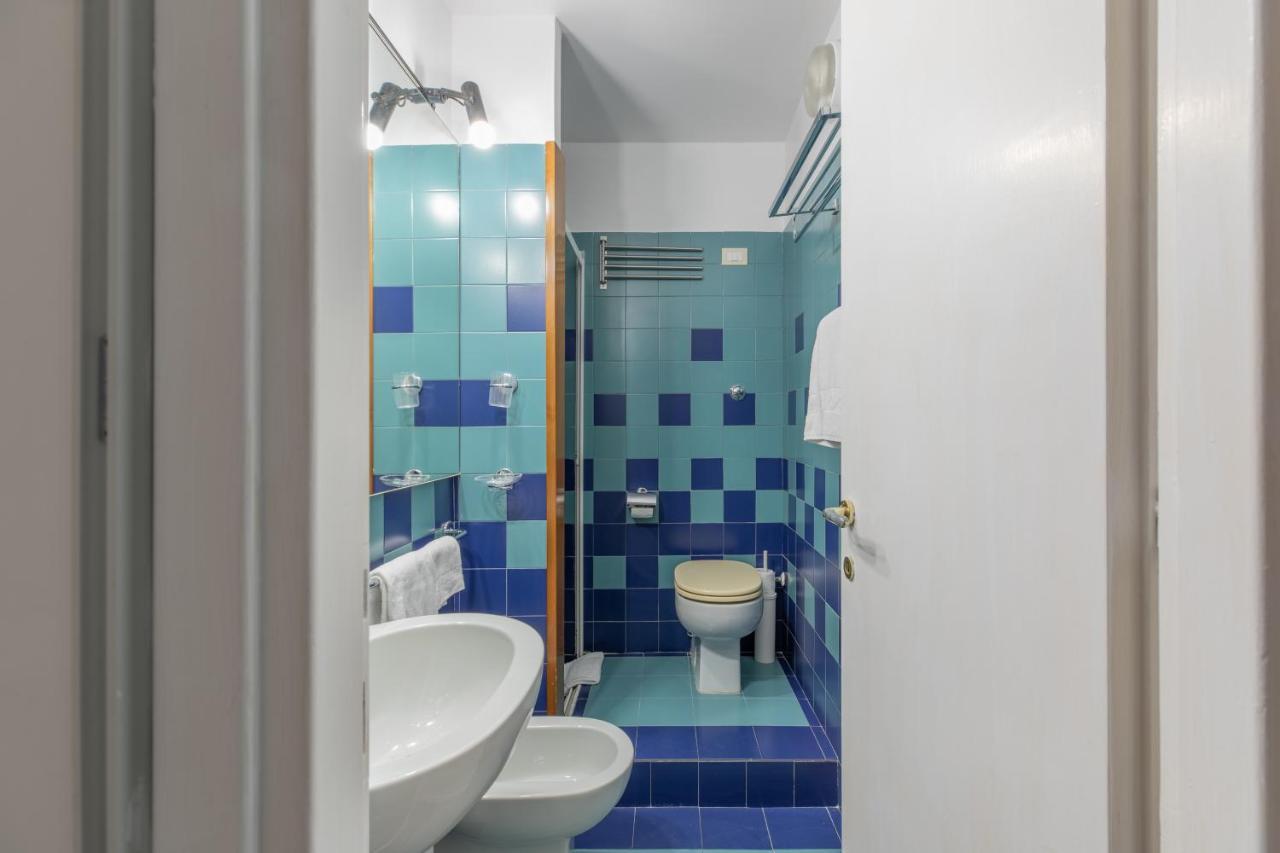Iflat Colosseum Comfy House Rome Bagian luar foto